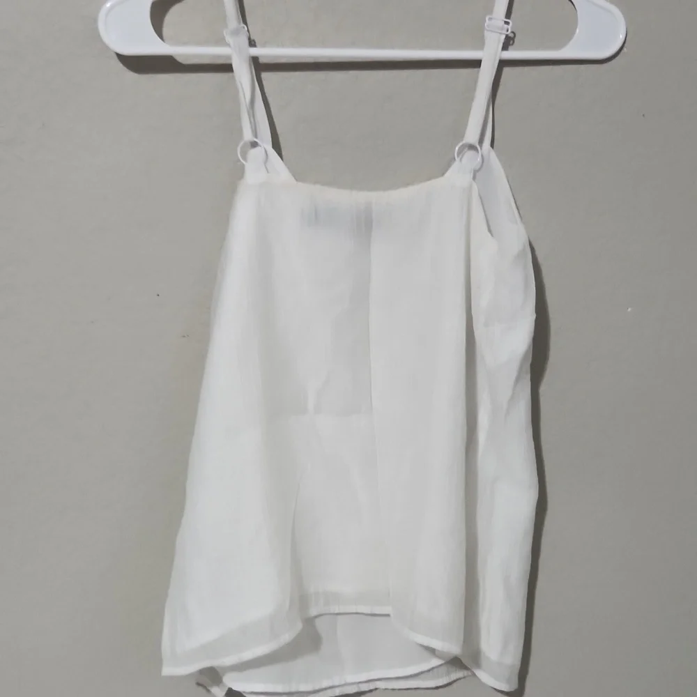 The Limited Top Womens White beaded Embellished Neckline Lyocel blend size XS
